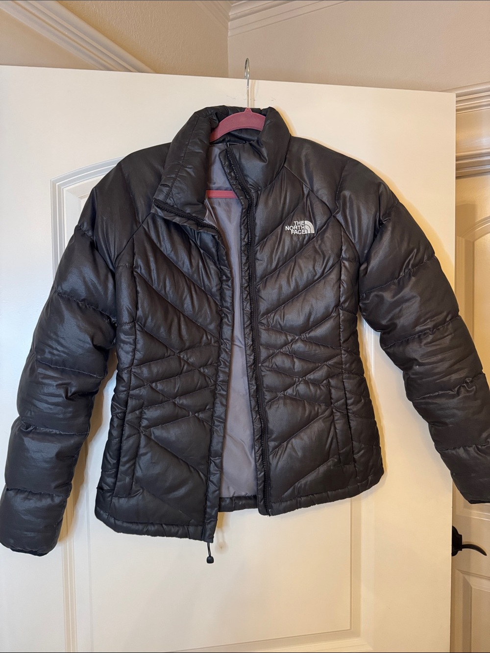 The North Face Women's Black Quilted Insulated Puffer Jacket
